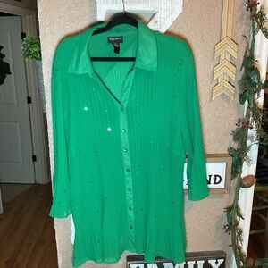 Maggie Barnes Kelly Green Button Front Accordion Top with Sequins Women’s 30/32W